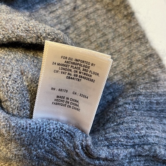 Anthropologie Moth Tan and Grey V-Neck Wool Sweater - Women’s Size Small - Picture 5 of 8